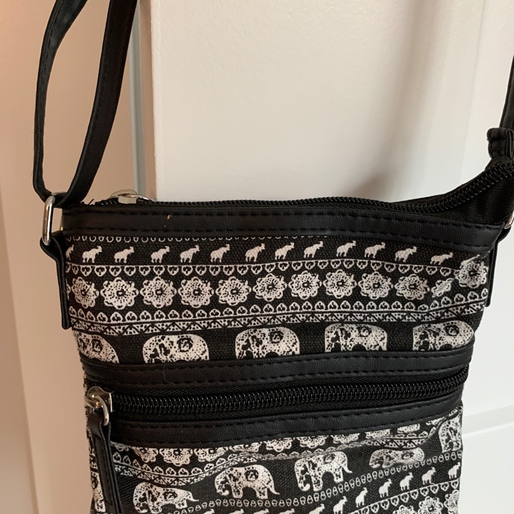 Satchel - Picture 2 of 3
